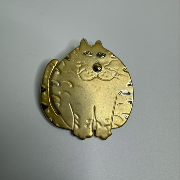 Gold Fat Cat Brooch Personality Smiling Smirking Comical Kitty Vintage Pin - Picture 4 of 8